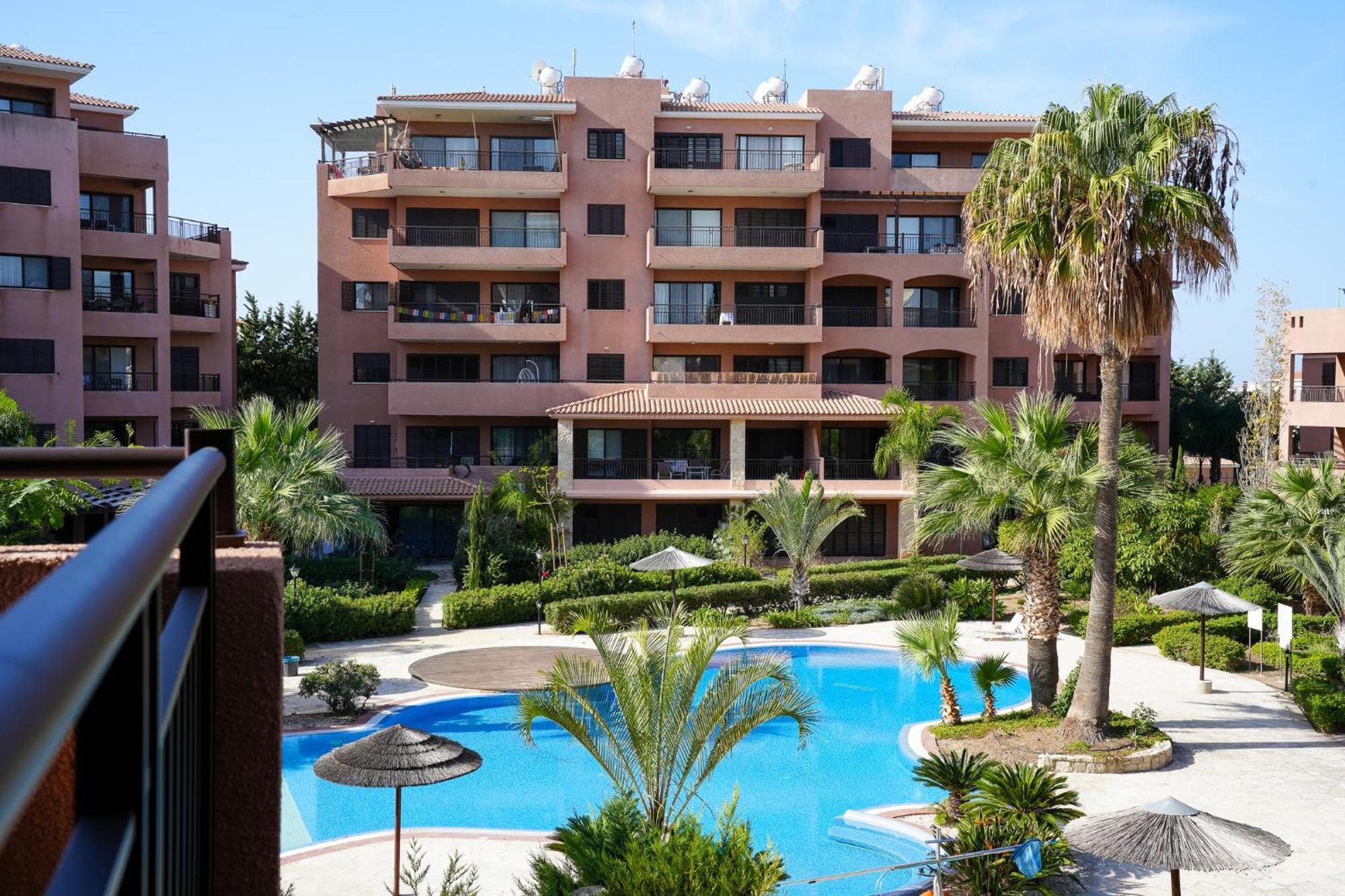 Resitour - Aphrodite Gardens Paphos 外观 照片